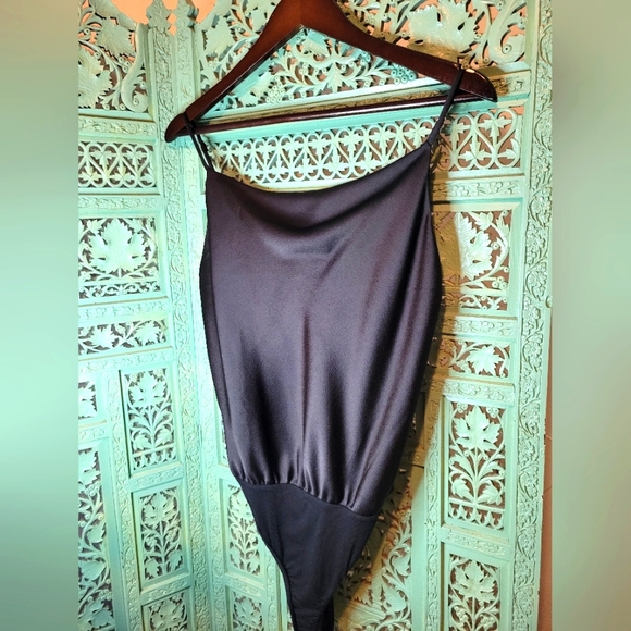 Lulus | Emmerson Black Satin Sleeveless Cowl Neck Bodysuit | Draped | Small - Picture 8 of 13